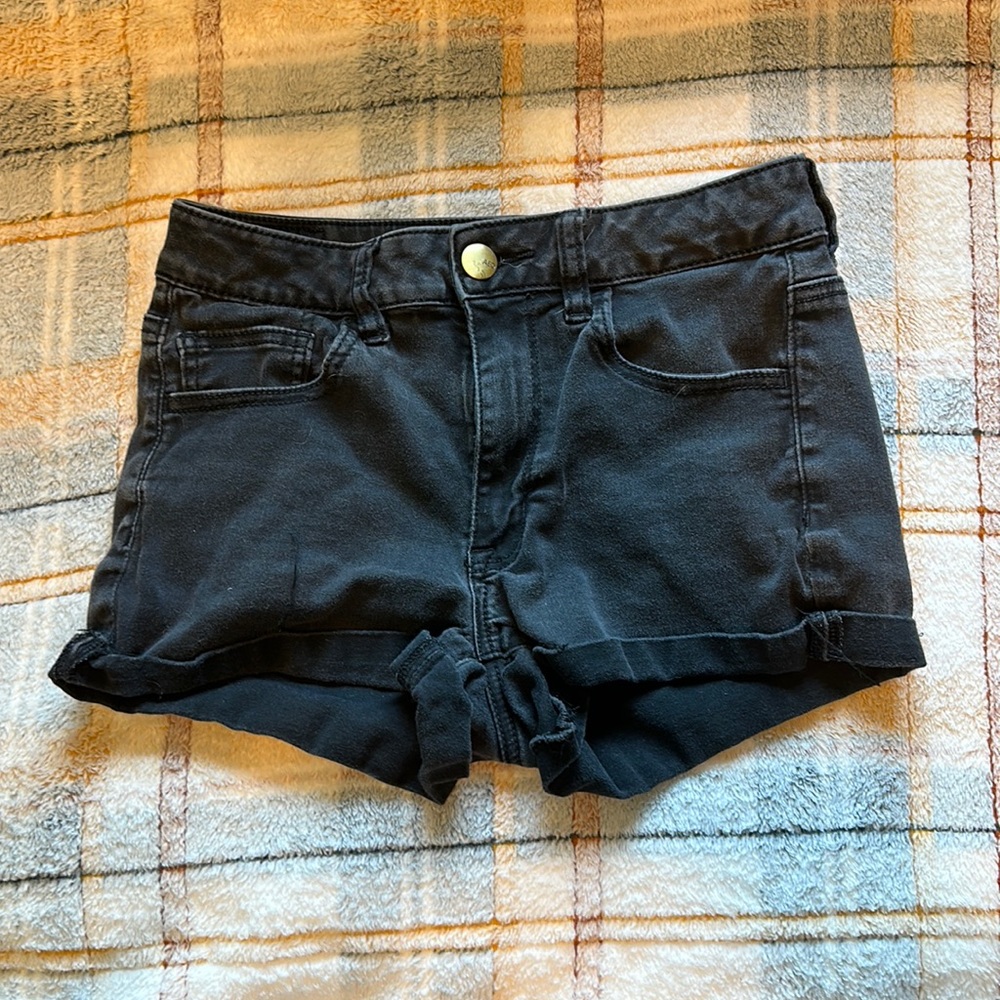 American Eagle High Rise Black Shorts